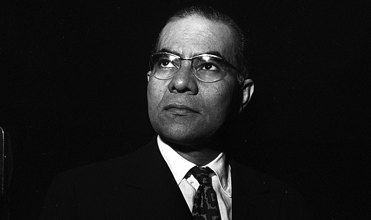 Livro de Aço